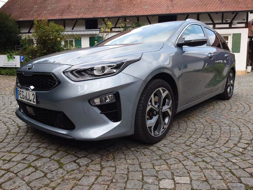 Kia ceed Sportswagon 67.000 km 16.000 € Hausen 91353
