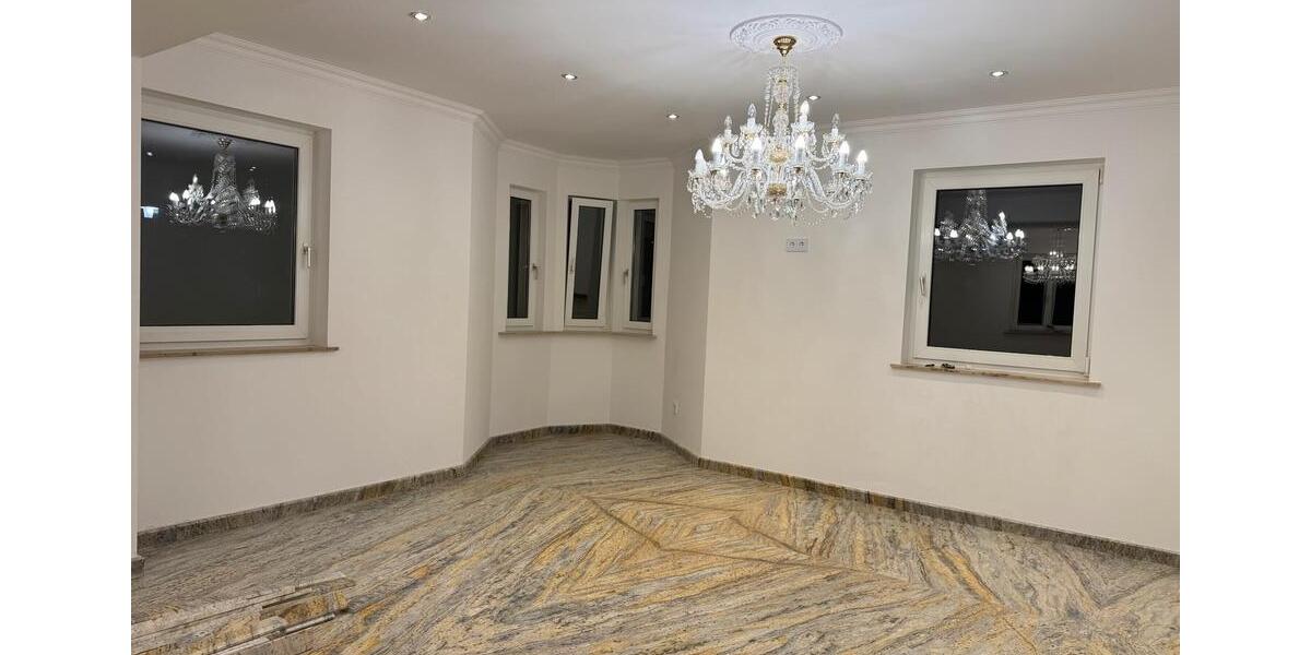 Villa Nürnberg Eibach - 7 Zimmer, 180 m&sup2;, 2.800&euro; | Angebot:26373030