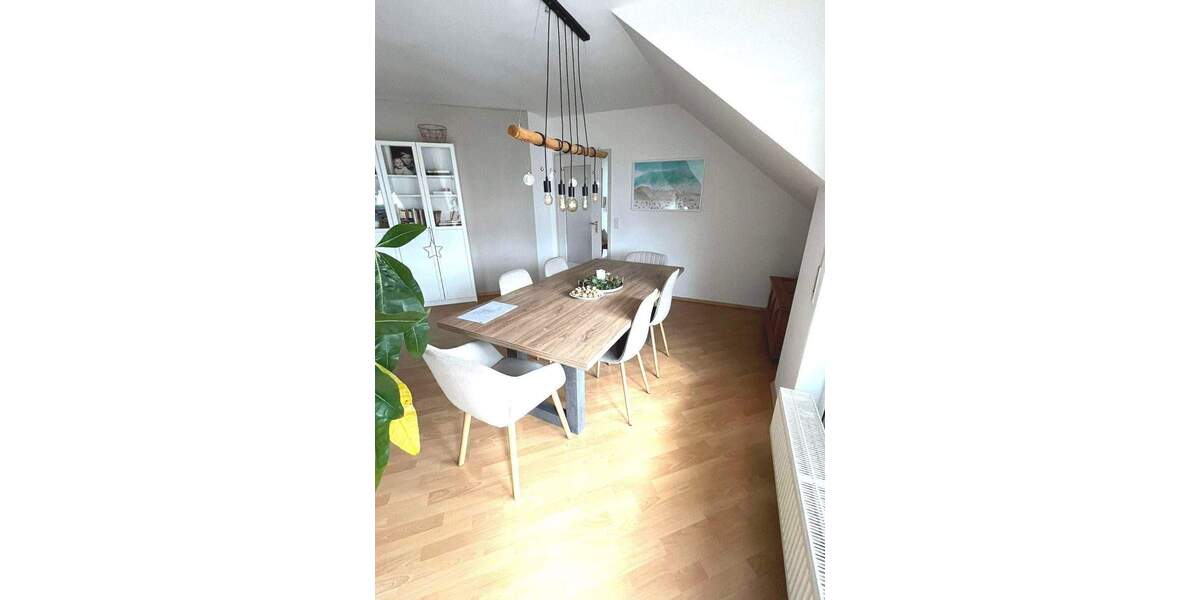 Etagenwohnung Feucht - 3 Zimmer, 98 m&sup2;, 450.000&euro; | Angebot:25705656
