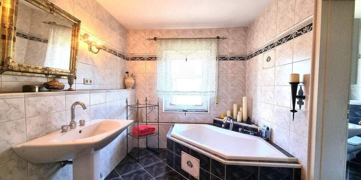 Einfamilienhaus Herzogenaurach - 6 Zimmer, 148 m&sup2;, 492.000&euro; | Angebot:26401030