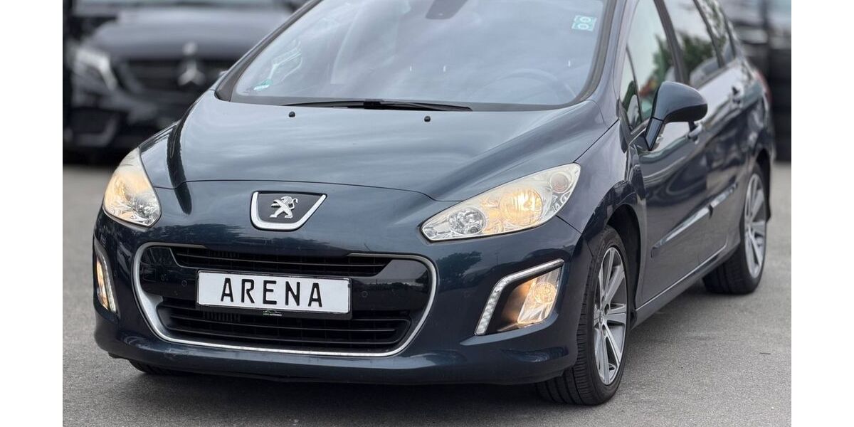 Peugeot 308 129.000 km 6.999 &euro; Nürnberg 90431