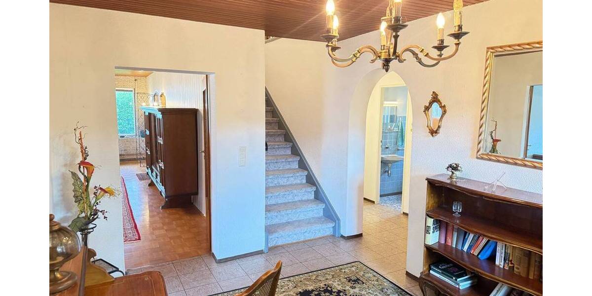 Mehrfamilienhaus, Wohnhaus Nürnberg Altenfurt - 8 Zimmer, 182 m&sup2;, 695.000&euro; | Angebot:26929963