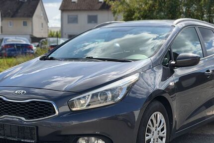 Kia ceed Sportswagon 180.000 km 4.299 &euro; Eckental 90542