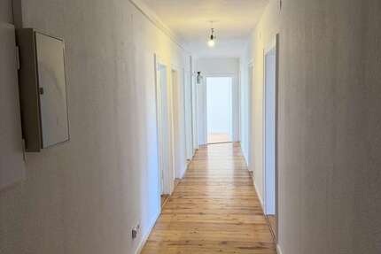 Wohnung Nürnberg Sankt Johannis - 4 Zimmer, 120 m&sup2;, 1.660&euro; | Angebot:25541587