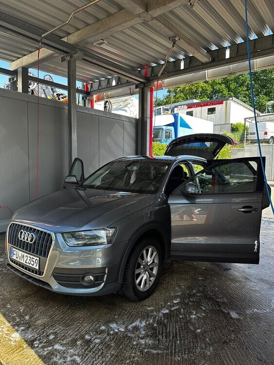 Audi Q3 218.000 km 9.000 € Zirndorf 90513