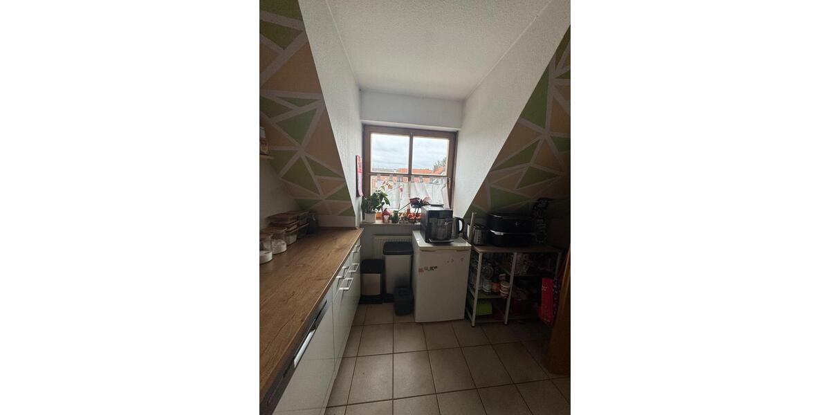 Etagenwohnung Zirndorf - 3 Zimmer, 80 m&sup2;, 850&euro; | Angebot:25546034