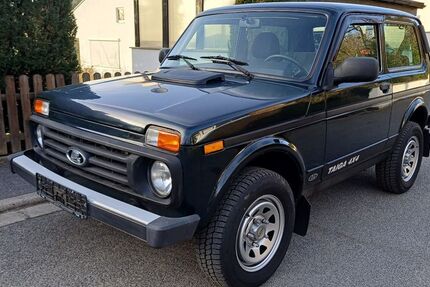 Lada Taiga 101.700 km 7.950 &euro; Igensdorf 91338