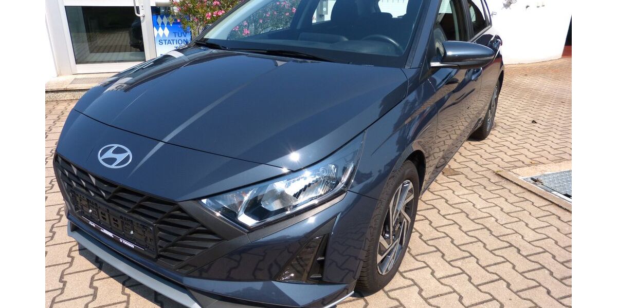 Hyundai i20 8.700 km 15.290 &euro; Fürth 90765