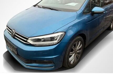 VW Touran 71.635 km 27.401 &euro; Nürnberg 90411