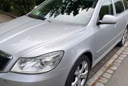 Skoda Octavia 256.000 km 3.999 &euro; Fürth 90763