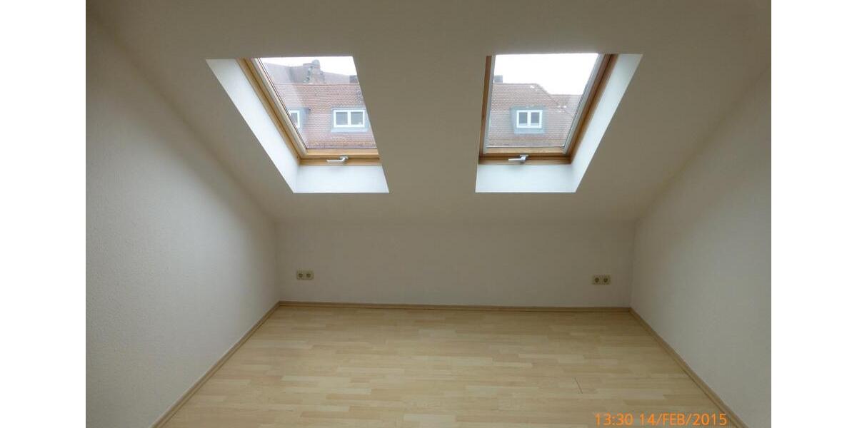 Dachgeschoßwohnung Nürnberg Herrnhütte - 2 Zimmer, 80 m&sup2;, 1.015&euro; | Angebot:27540103