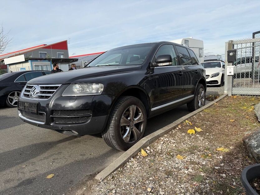 VW Touareg 313.000 km 2.490 € Nürnberg 90431