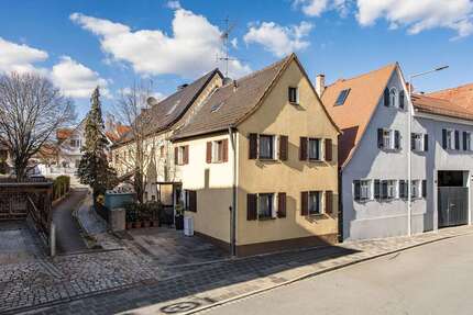 Haus Fürth Eigenes Heim - 3 Zimmer, 83 m&sup2;, 279.000&euro; | Angebot:26120115