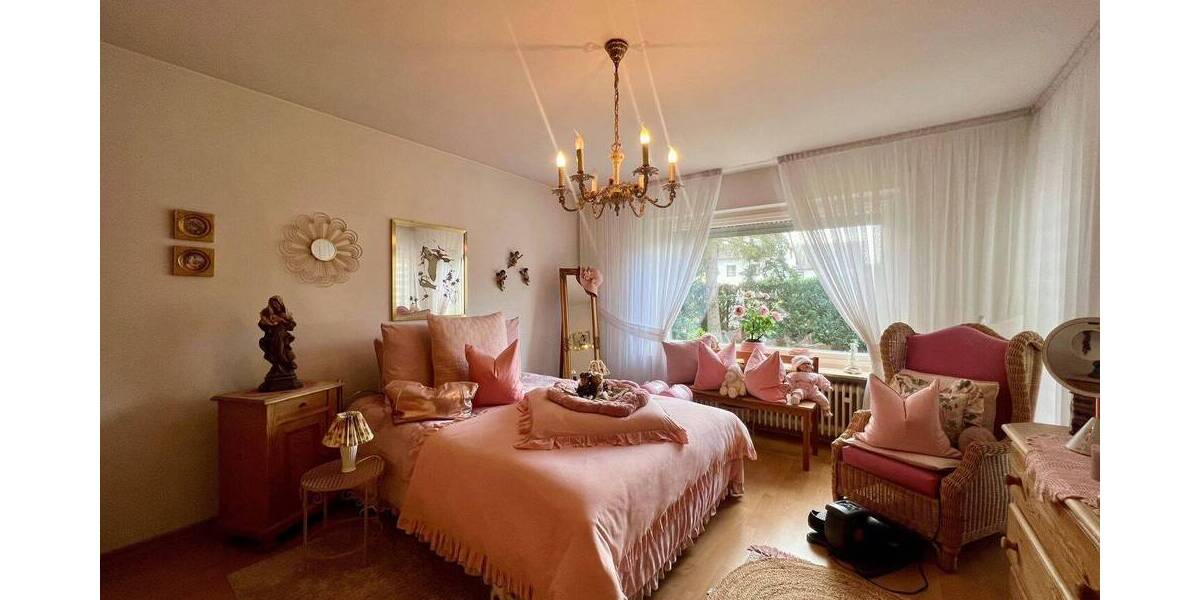 Mehrfamilienhaus, Wohnhaus Erlangen Alterlangen - 8 Zimmer, 228 m&sup2;, 720.000&euro; | Angebot:26859183