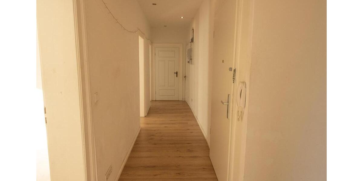 Etagenwohnung Nürnberg Sankt Leonhard - 4.5 Zimmer, 96 m&sup2;, 1.250&euro; | Angebot:26423264