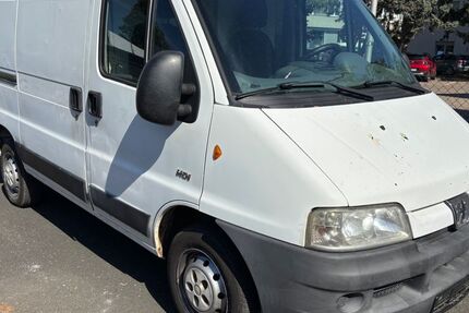 Peugeot Boxer 293.100 km 1.850 &euro; Nürnberg 90431