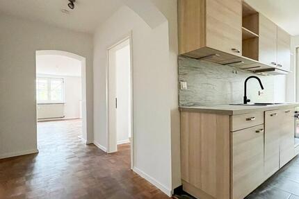 Leerstehende Wohnung mit Balkon und EBK! 3 zimmer