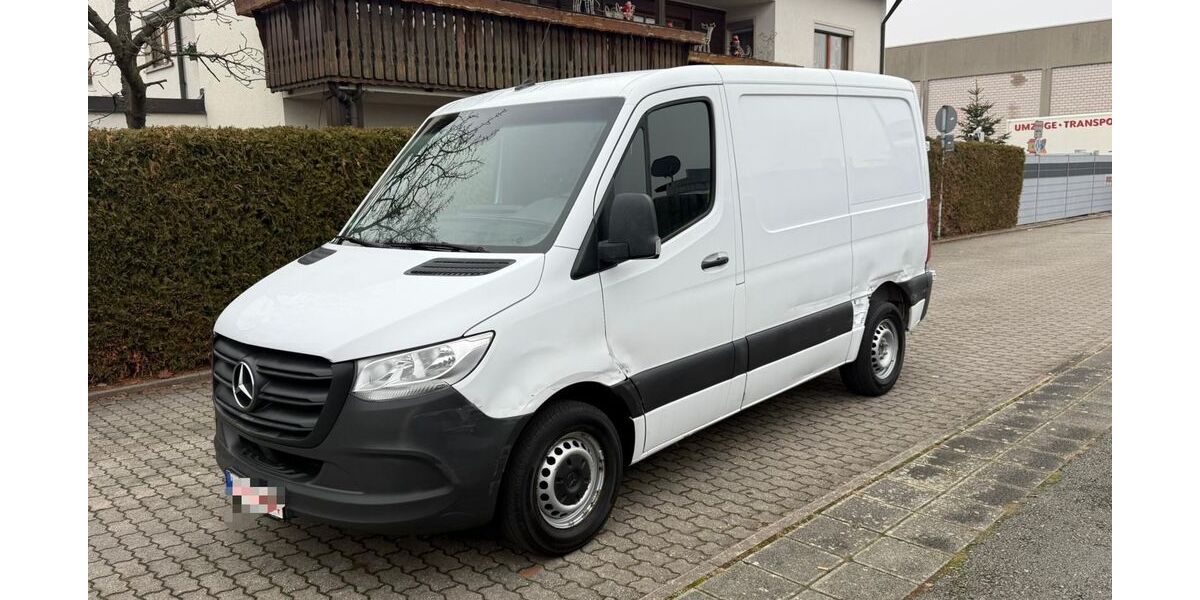 Mercedes-Benz Sprinter 345.000 km 9.398 &euro; Nürnberg 90429
