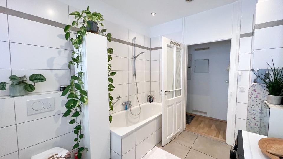Erdgeschoßwohnung Fürth Südstadt - 2 Zimmer, 120 m&sup2;, 1.250&euro; | Angebot:26689354