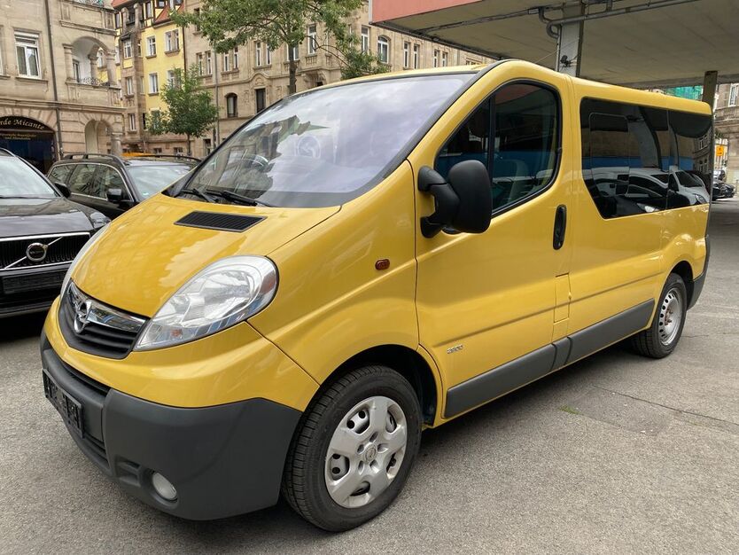 Opel Vivaro 102.797 km 9.990 € Fürth ( bei Nürnberg ) 90762