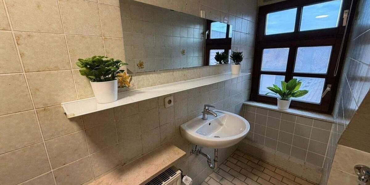 All-Inclusive WG-Zimmer direkt im Herzen Erlangens 1 zimmer