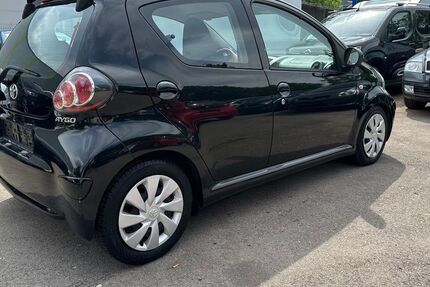Toyota Aygo (X) 164.000 km 2.450 &euro; Schwabach 91126