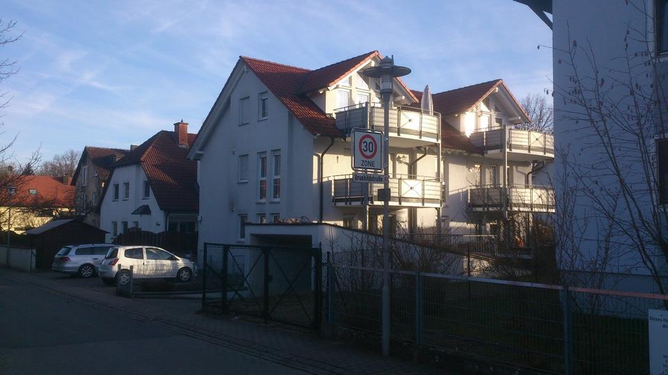 Dachgeschoßwohnung Burgthann - 1 Zimmer, 49 m&sup2;, 250.000&euro; | Angebot:27197837