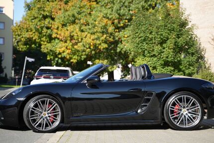 Porsche Boxster 34.600 km 66.900 € Nürnberg 90459