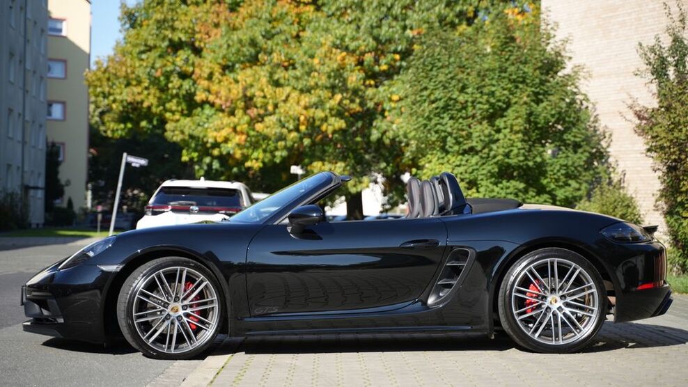 Porsche Boxster 34.600 km 66.900 € Nürnberg 90459