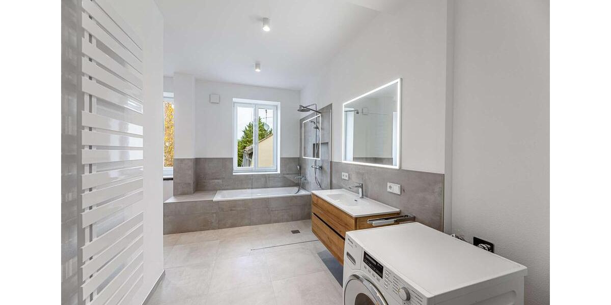 HEGERICH: Möblierte Wohnung im 2. Obergeschoss - Modern saniert mit historischem Flair 3 zimmer