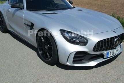 Mercedes AMG GT R