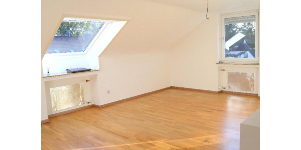 Renovierte 3-Zimmer-DG-Wohnung in ErlangenEltersdorf 3 zimmer