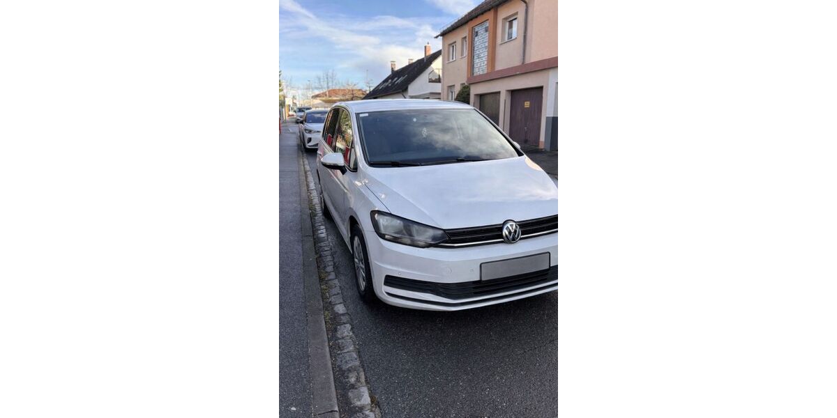 VW Touran 165.000 km 13.500 &euro; Oberasbach 90522