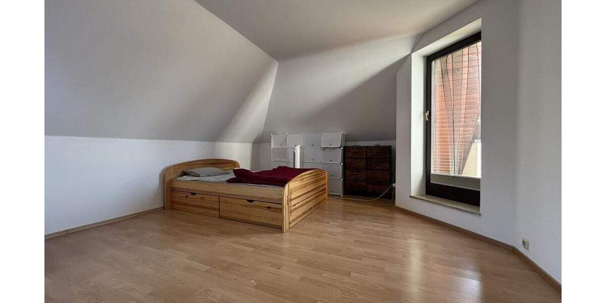 Etagenwohnung Erlangen Erlangen-Süd - 4 Zimmer, 90 m&sup2;, 345.000&euro; | Angebot:25734643