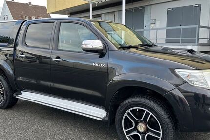 Toyota Hilux 146.000 km 13.900 &euro; Nürnberg 90439