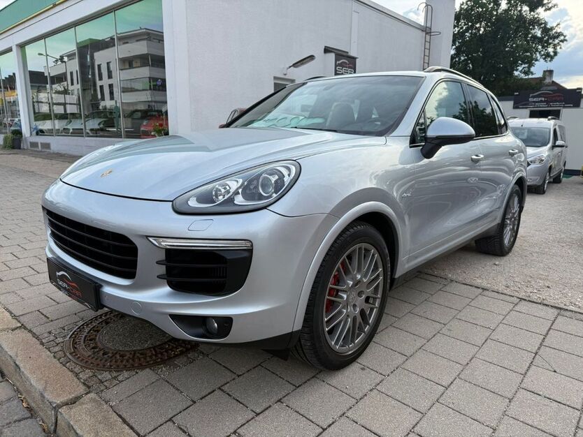 Porsche Cayenne 171.000 km 26.900 € Roth 91154