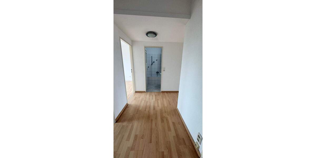 Etagenwohnung Nürnberg Schweinau - 3 Zimmer, 65 m&sup2;, 630&euro; | Angebot:25814947