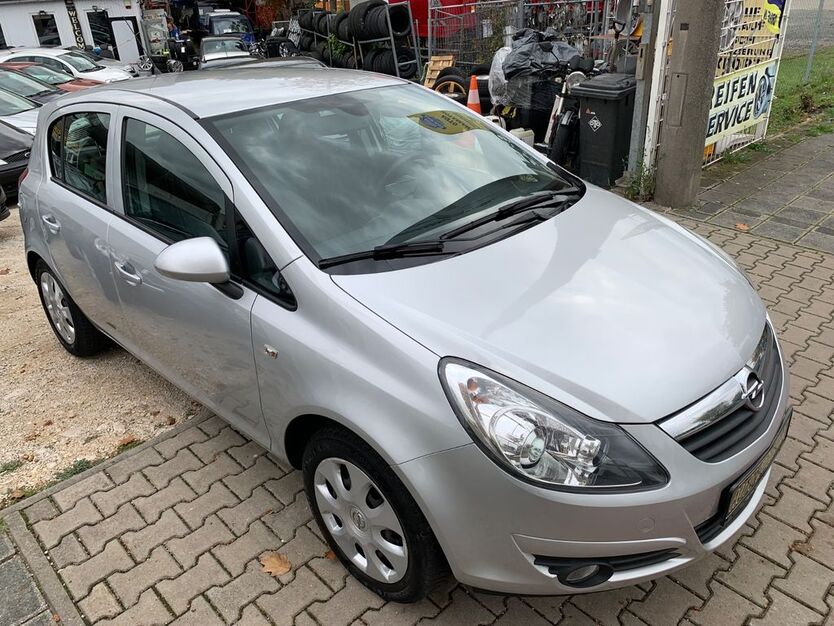Opel Corsa 199.702 km 2.600 € Nürnberg 90431