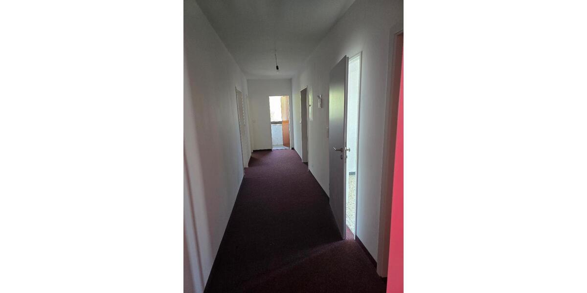 Etagenwohnung Nürnberg Langwasser - 3 Zimmer, 89 m&sup2;, 900&euro; | Angebot:26385679