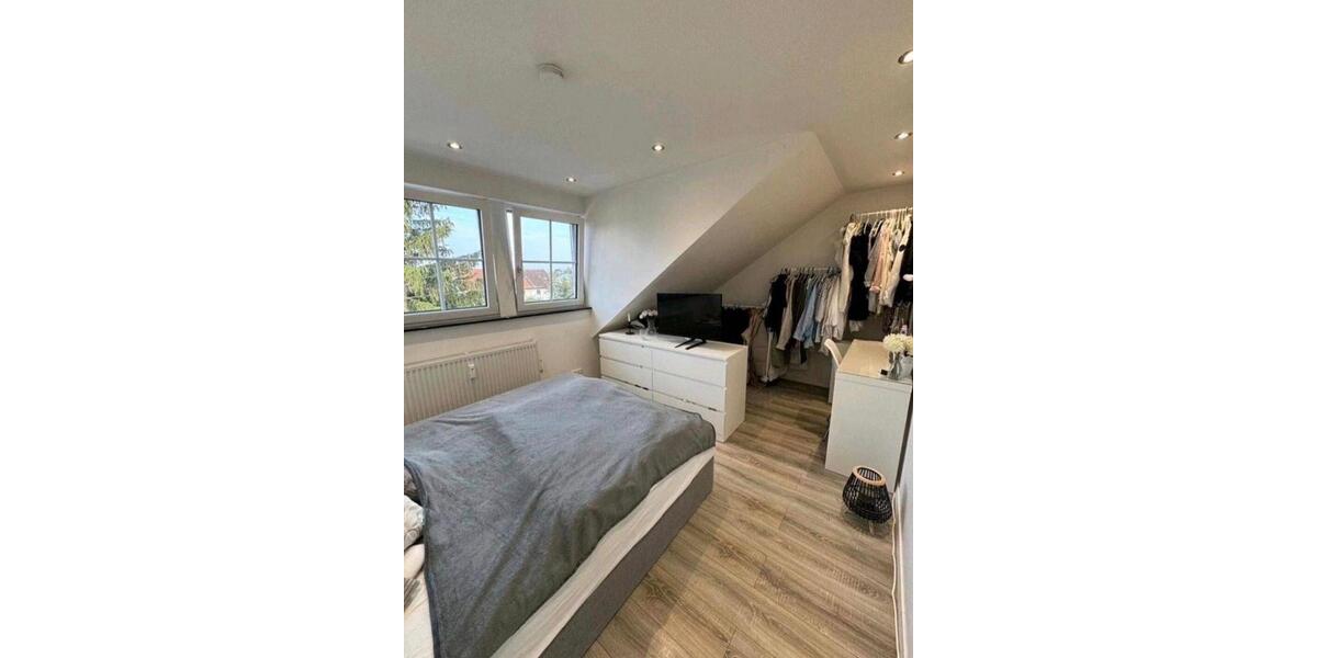 Dachgeschoßwohnung Nürnberg Gaismannshof - 2.5 Zimmer, 68 m&sup2;, 950&euro; | Angebot:27621686