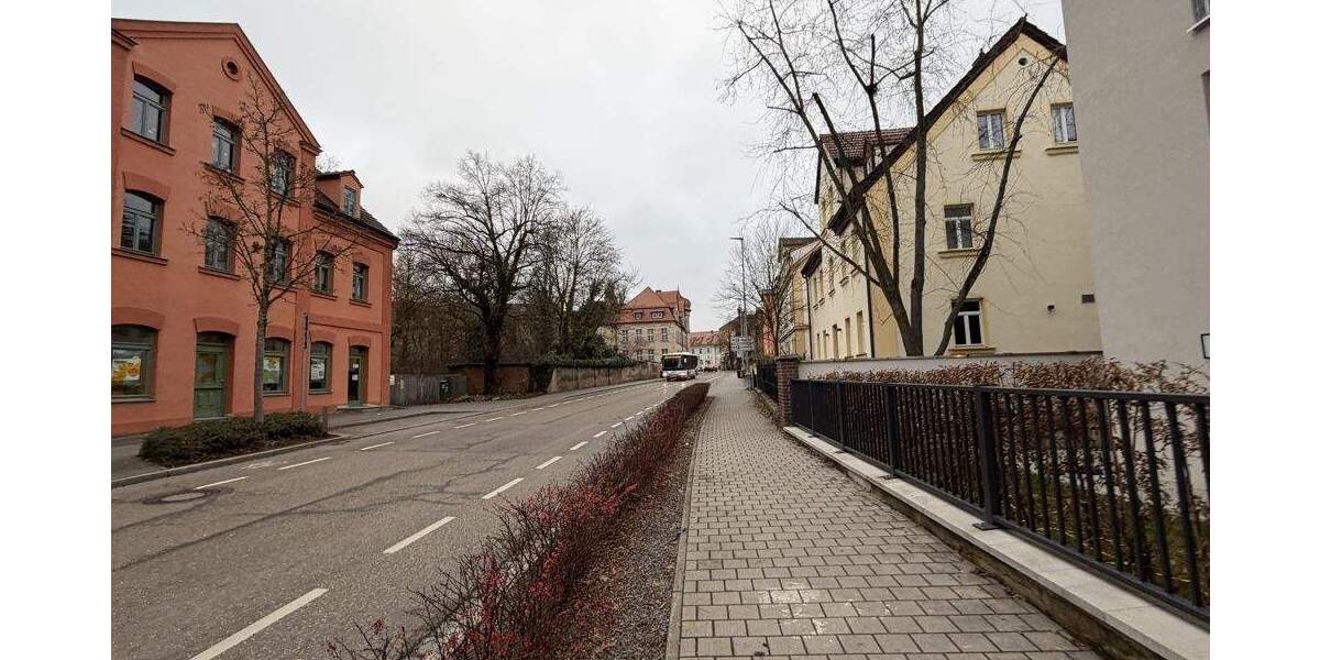 Etagenwohnung Schwabach - 3 Zimmer, 95 m&sup2;, 1.250&euro; | Angebot:24532361