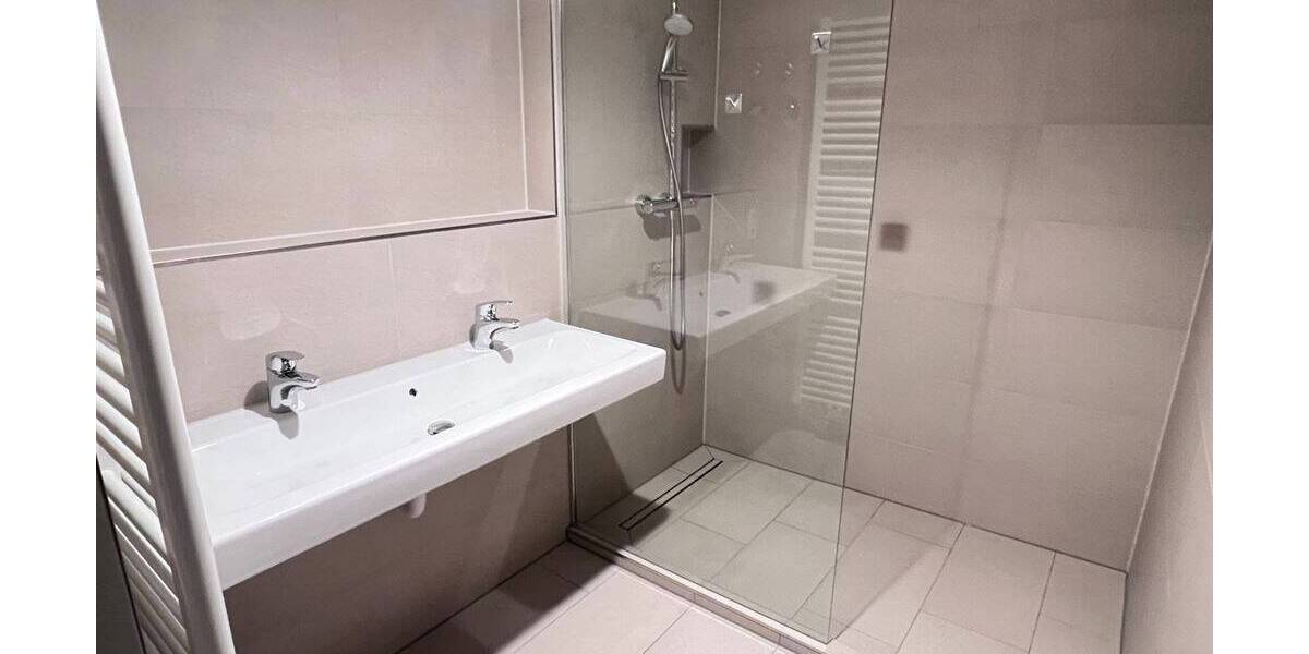 Etagenwohnung Nürnberg Fischbach - 3 Zimmer, 100 m&sup2;, 1.150&euro; | Angebot:26201885