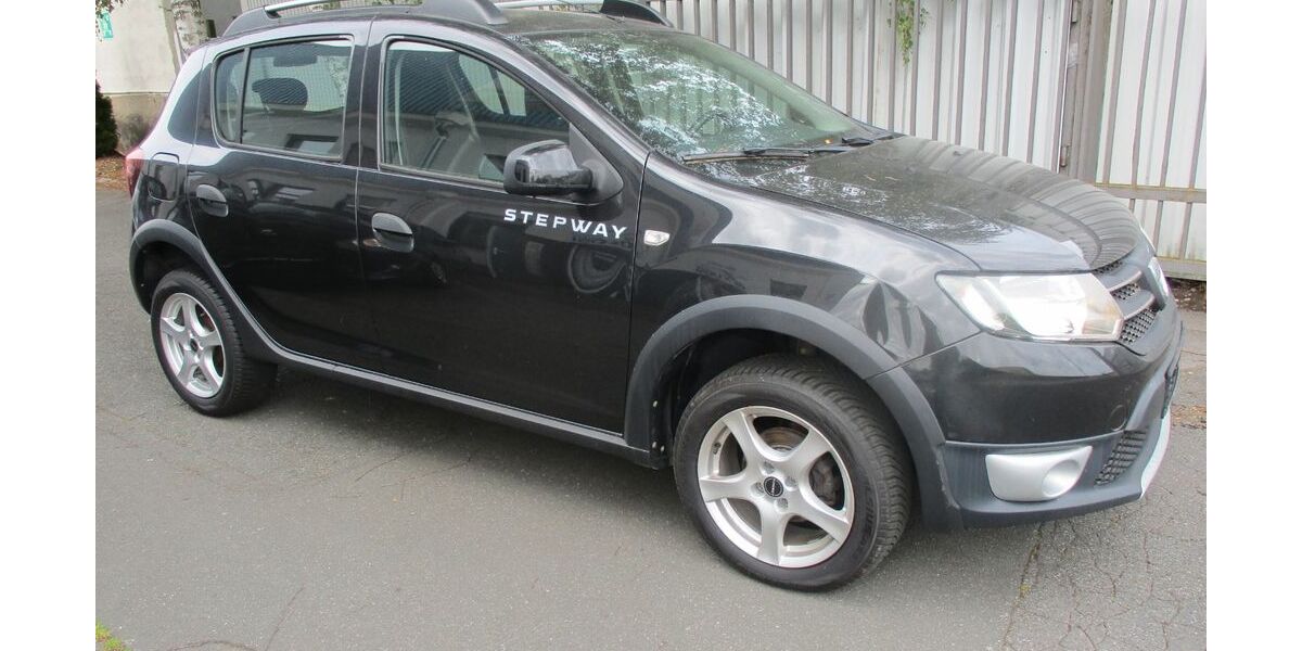 Dacia Sandero 59.000 km 6.999 &euro; Nürnberg 90431