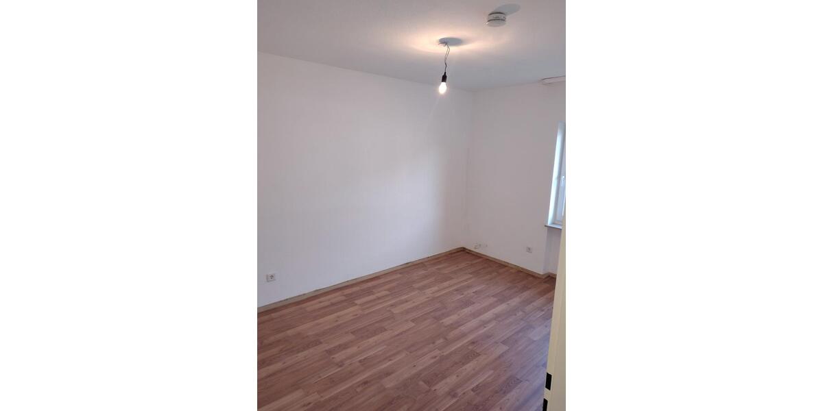 Hochparterre Hersbruck - 3 Zimmer, 78 m&sup2;, 780&euro; | Angebot:26420361