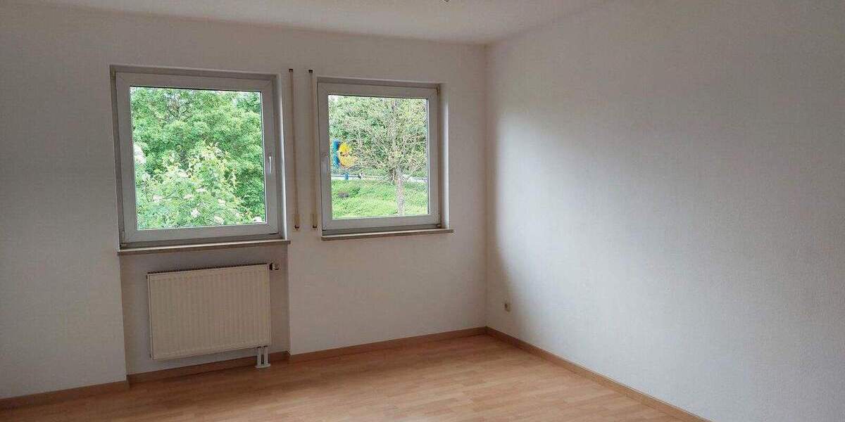Etagenwohnung Erlangen Bruck - 3 Zimmer, 85 m&sup2;, 395.000&euro; | Angebot:23963872