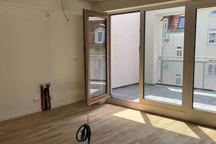 Wohnung Nürnberg Eberhardshof - 3 Zimmer, 101 m&sup2;, 1.800&euro; | Angebot:26931768