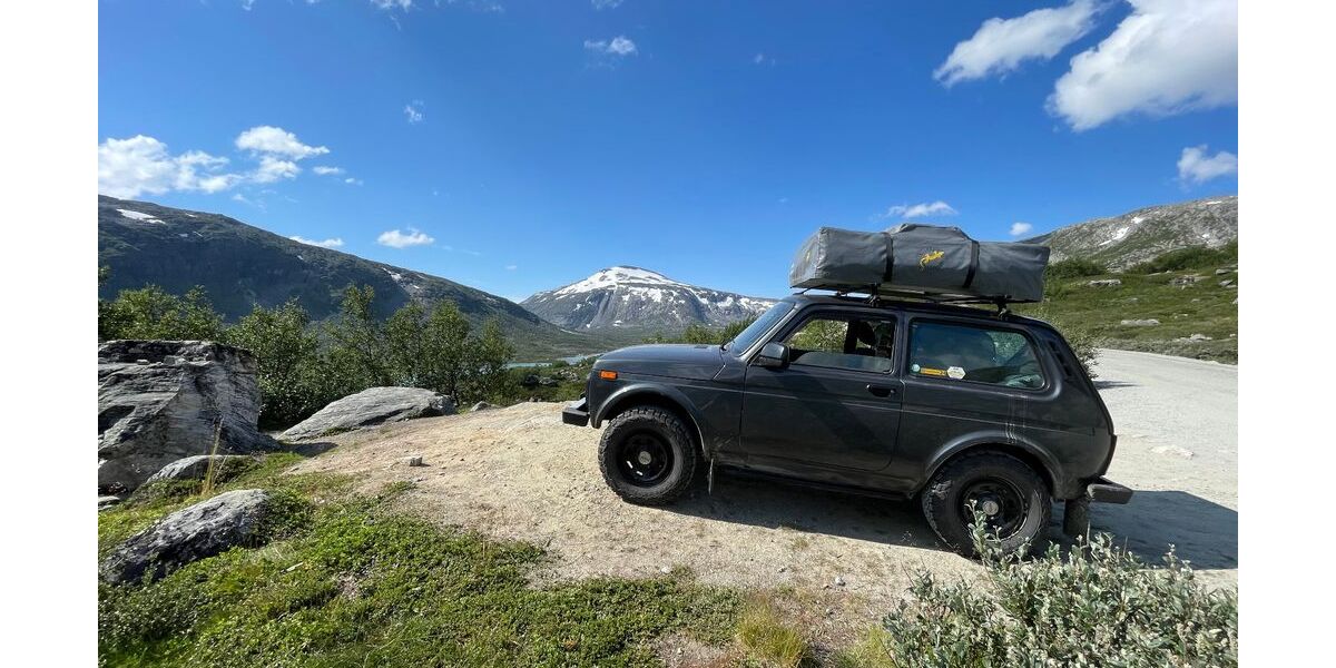Lada Niva 39.500 km 14.900 &euro; Langensendelbach 91094