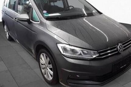 VW Touran 99.378 km 18.402 &euro; Nürnberg 90411