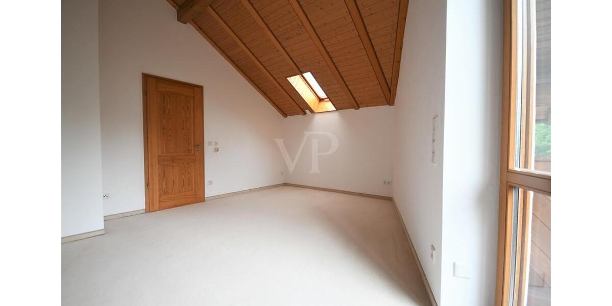 Villa Fürth Atzenhof - 9 Zimmer, 315 m&sup2;, 3.500&euro; | Angebot:24757698