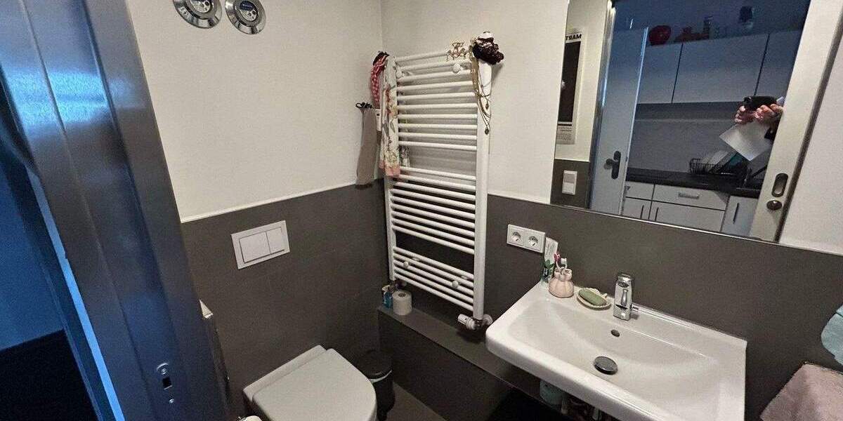 1-Zi.-Studentenapp. - Erlangen-Zentrum...nur wenige Schritte von der Fußgängerzone entfernt 1 zimmer